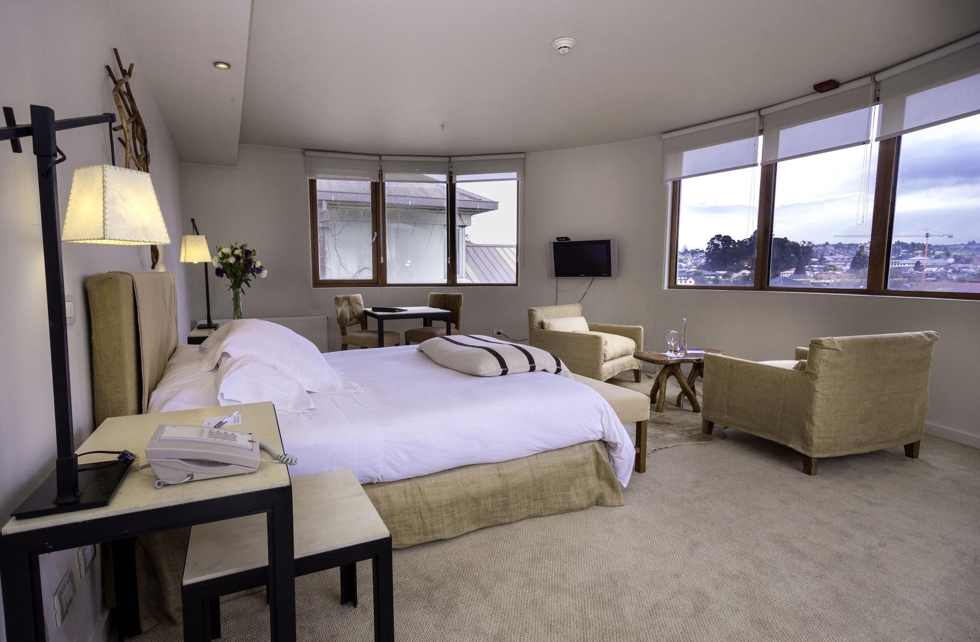 Enjoy Puerto Varas Exterior foto A room at the Hotel